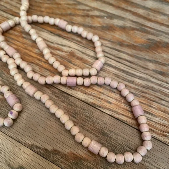 Beaded Necklaces (red, cream and black) - Picture 6 of 6